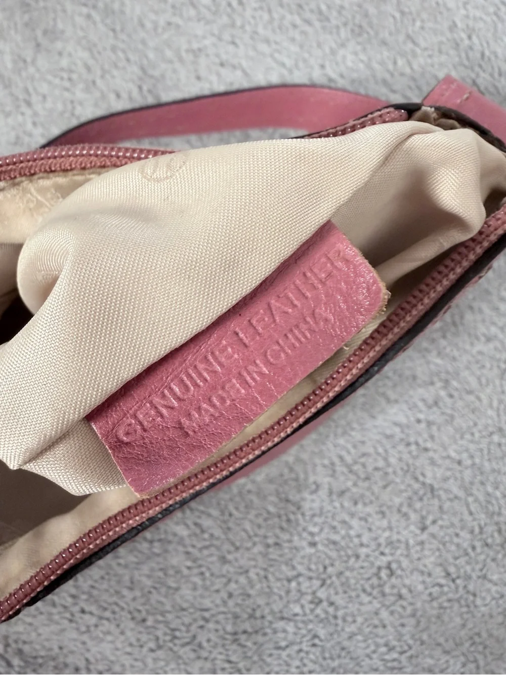 Fossil Pink Leather Shoulder Bag Crossbody Hobo Purse whipstich y2k vintage